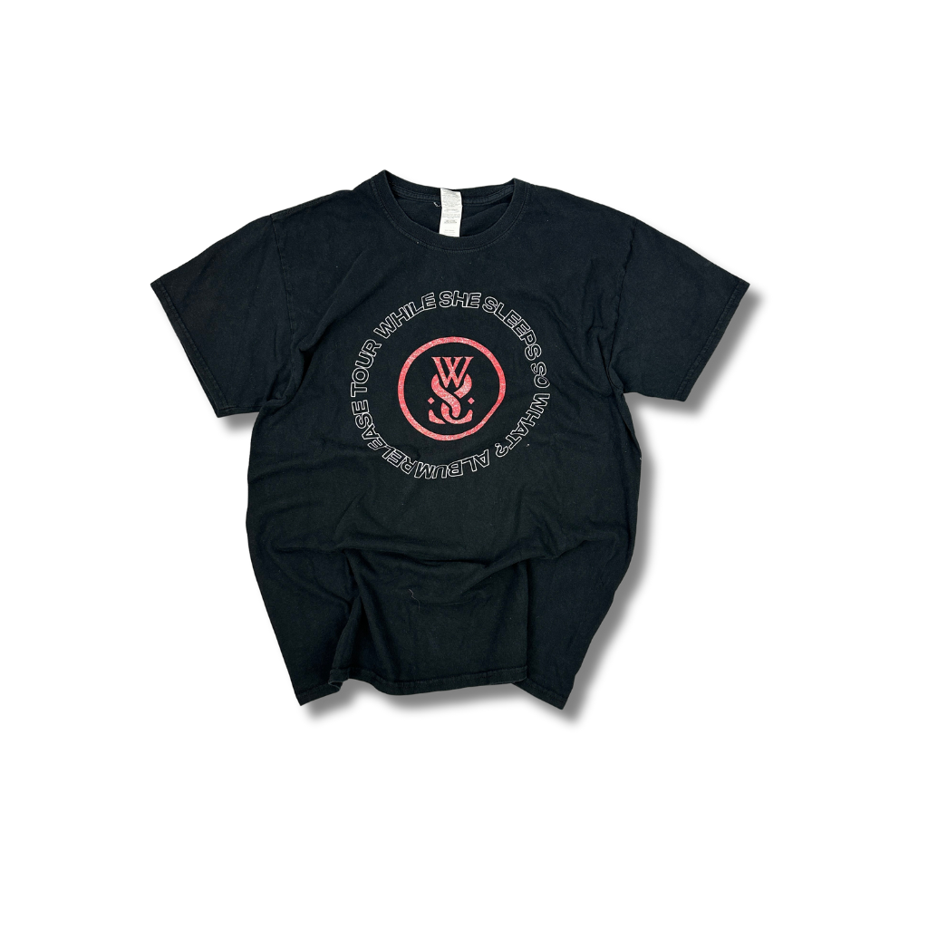 While She Sleeps Bandshirt Schwarz (L)