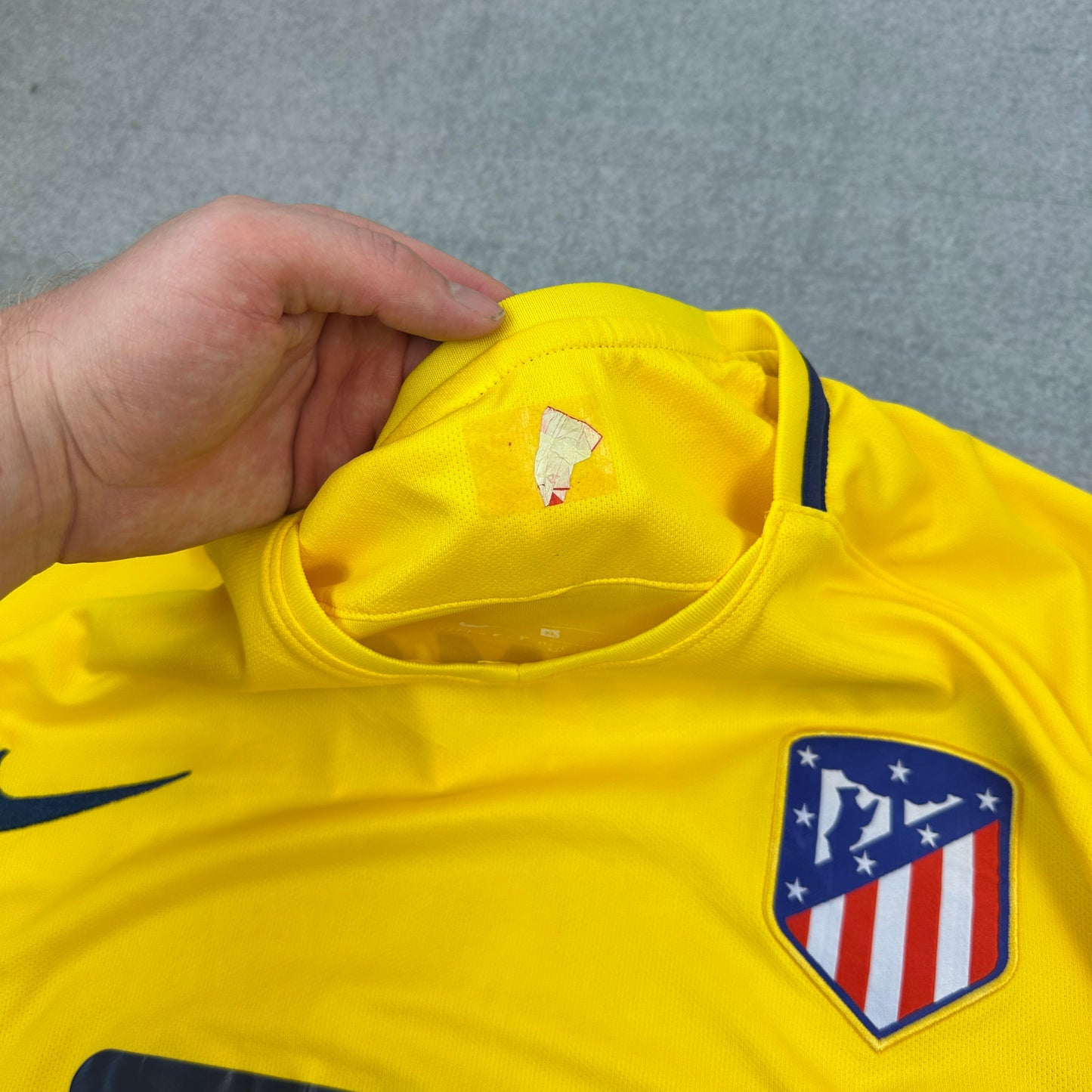 Nike Atletico Madrid Auswärtstrikot 2017-2018 Griezman (M-L)