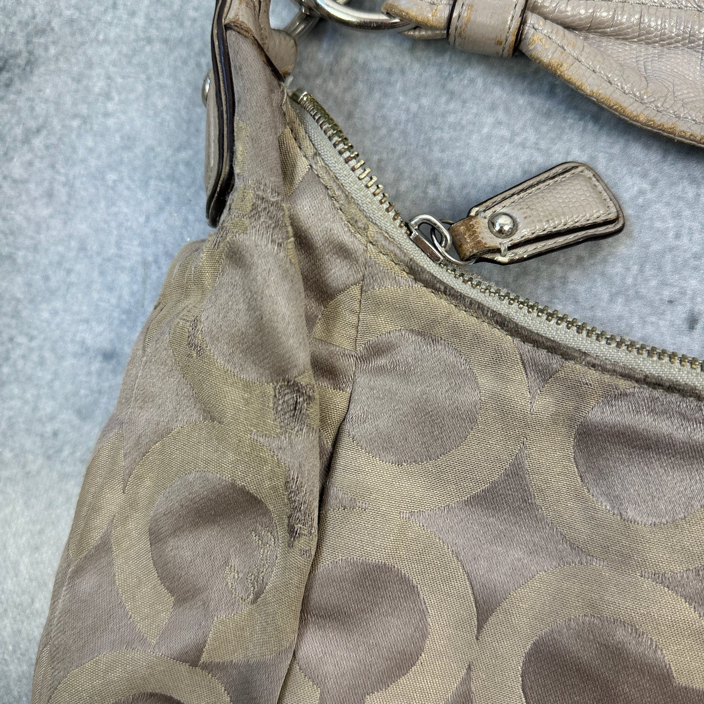 Vintage Coach Umhängetasche / Handtasche