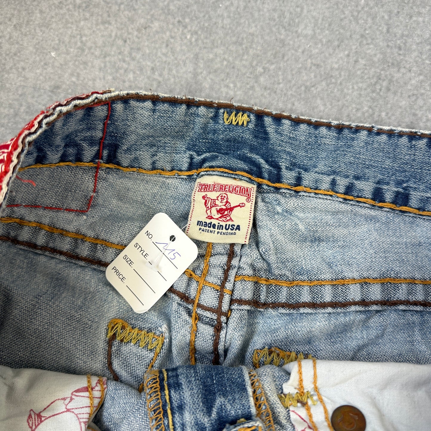 True Religion Bobby Super T 33/33