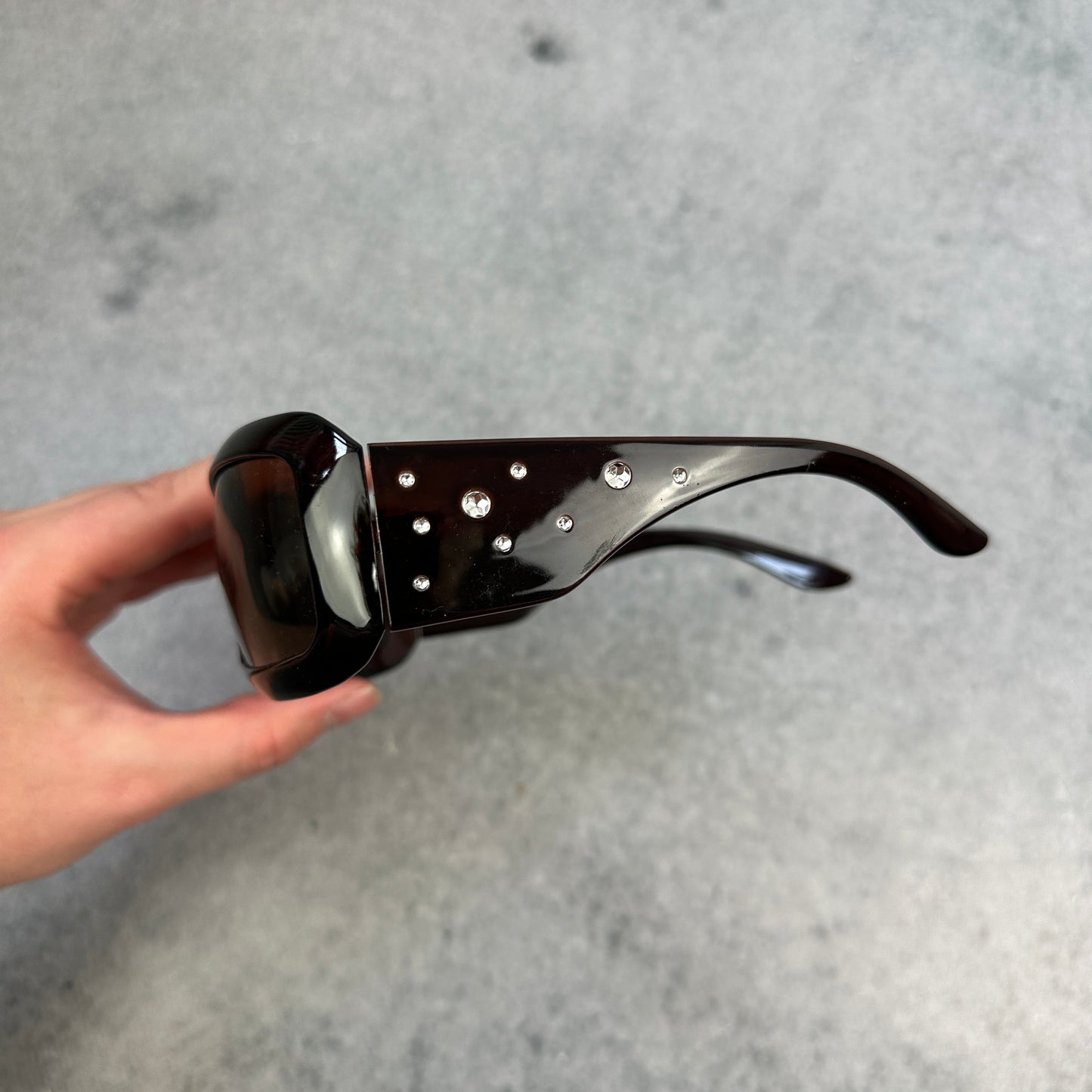 Sonnenbrille Braun mit Strasssteinen