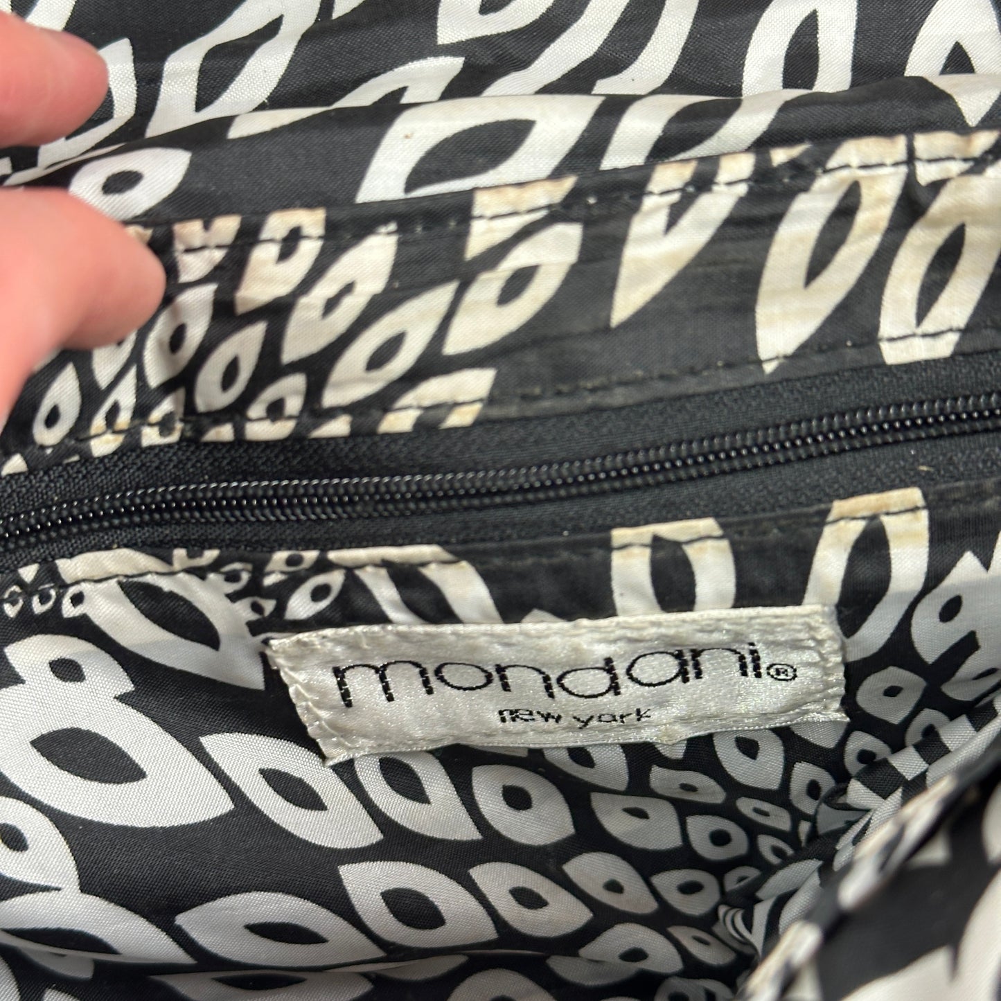 Y2K Mondani New York Handtasche Schwarz