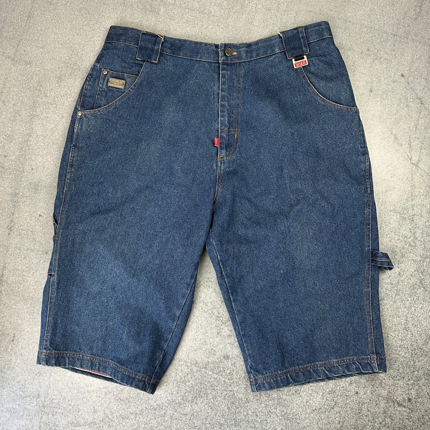Vintage Ecko UNLTD Shorts / Jorts (40)