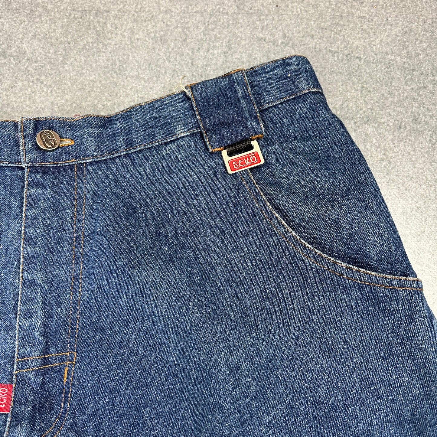 Vintage Ecko UNLTD Shorts / Jorts (40)