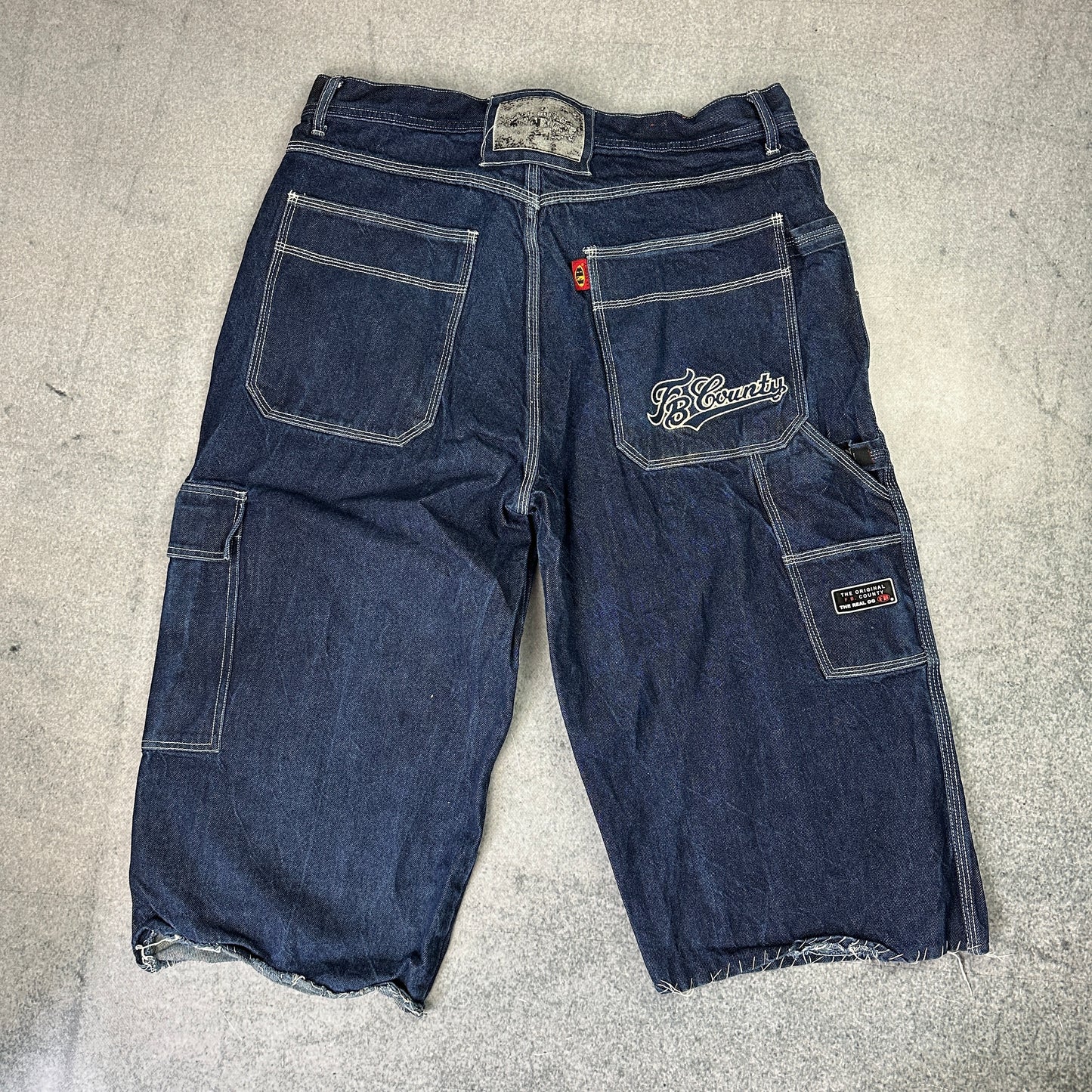 Vintage FB County Shorts / Jorts (40)