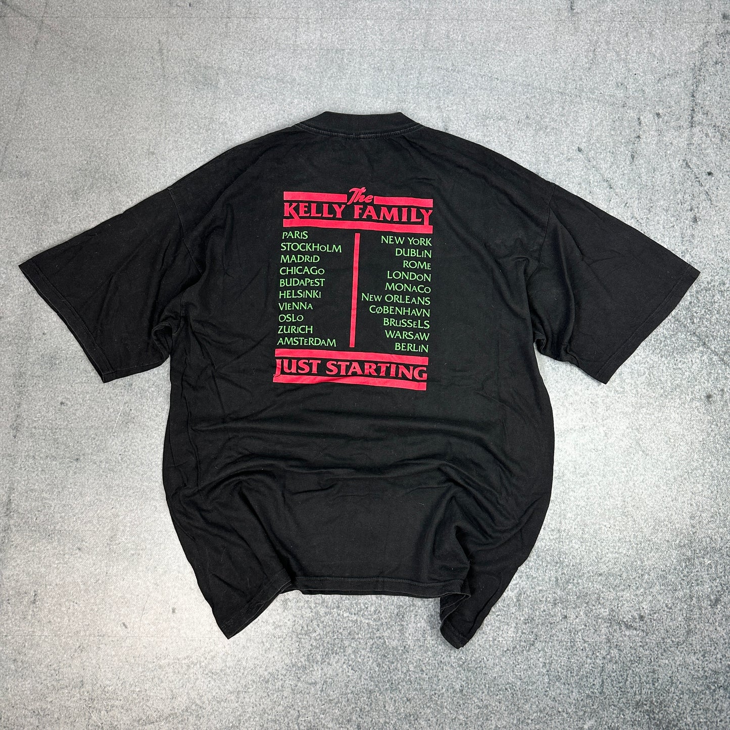 Vintage 90s The Kelly Family T-Shirt (XL)