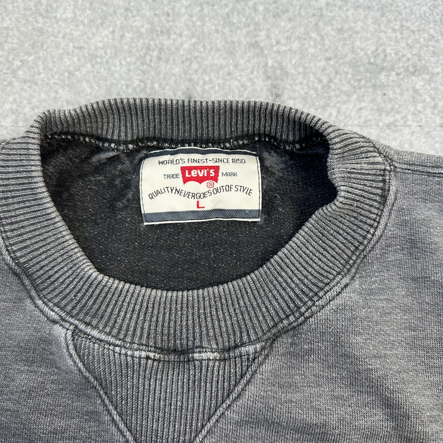 Vintage 1990 Levis Big Logo Sweater Grau (L)