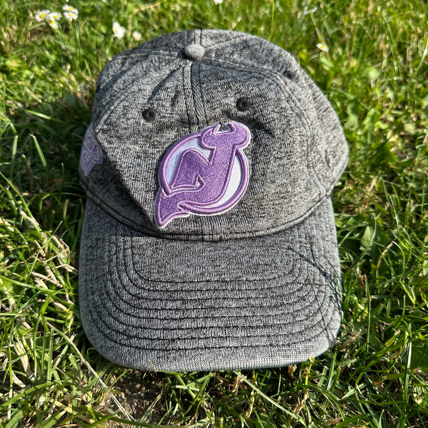 Fanatics Hockey Fights Cancer Cap (USA)