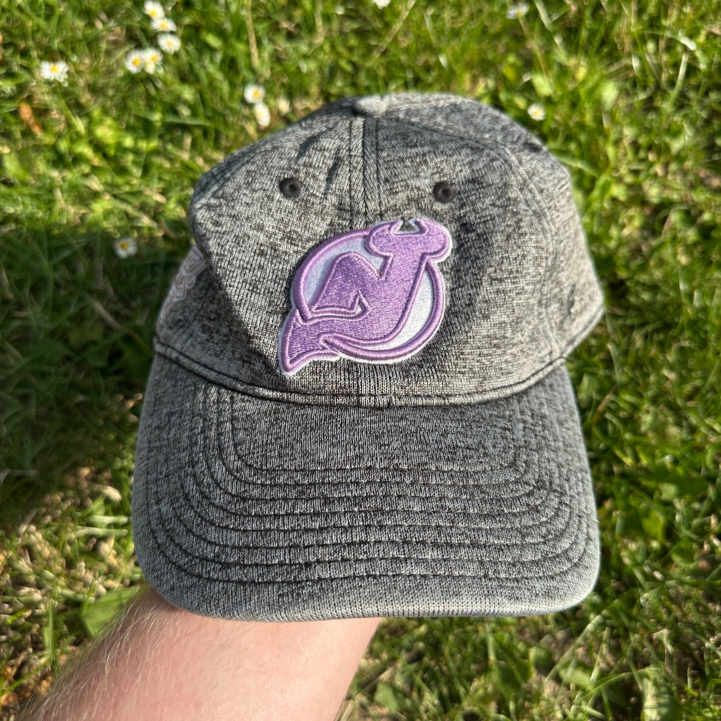 Fanatics Hockey Fights Cancer Cap (USA)