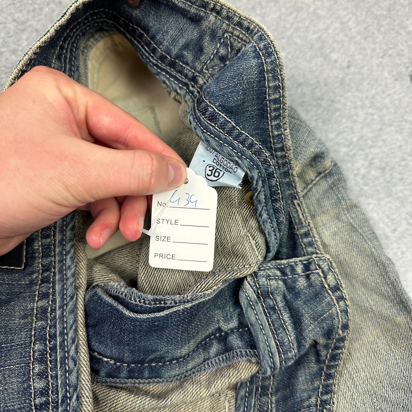 Y2K Vintage Denim Rock Cadena Jeans Co – Mid-Waist Distressed Look (36)