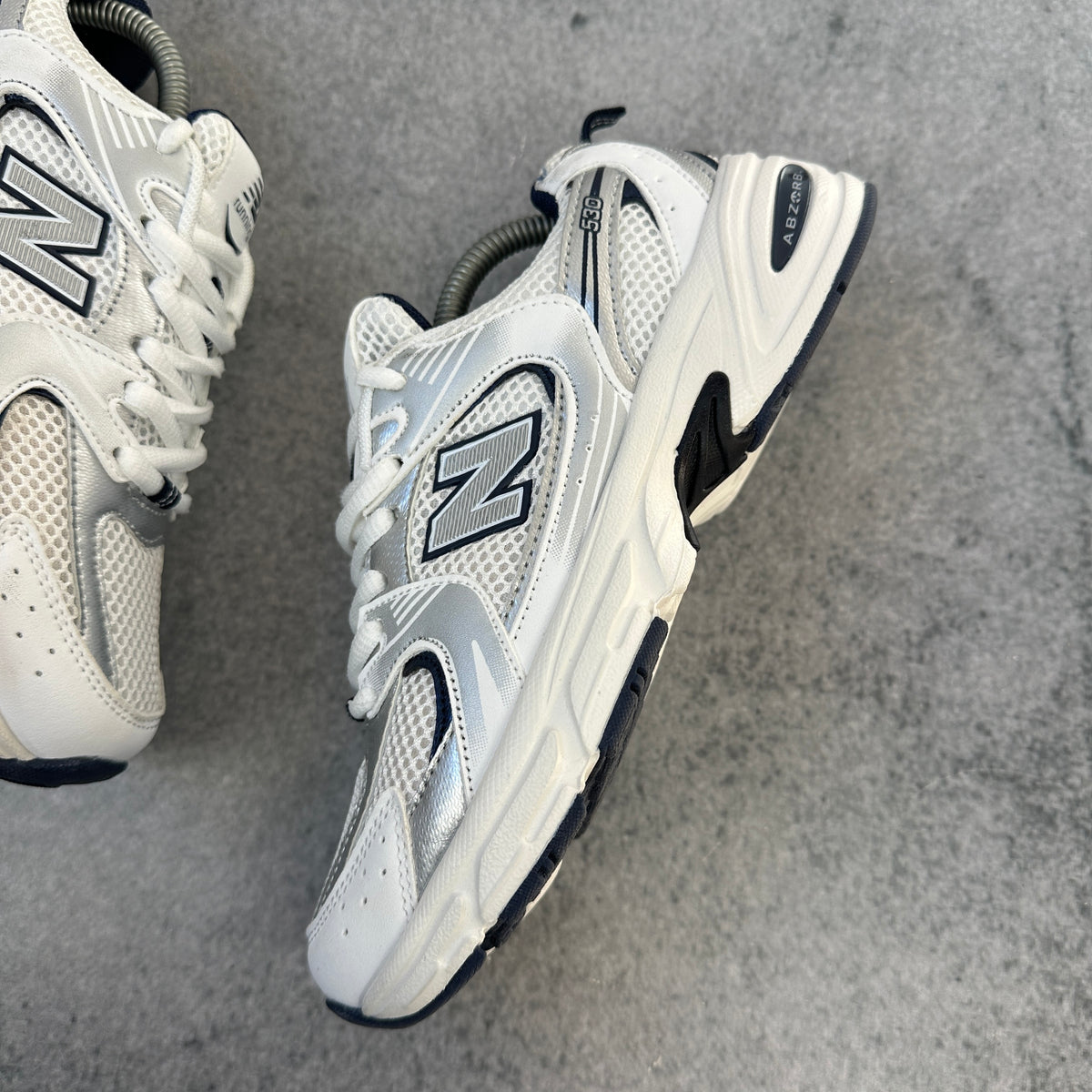 New Balance 530 White / Silver / Navy EU38 Sneaker