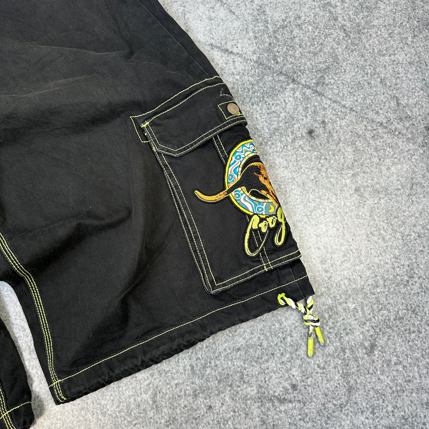 Vintage Coogi Baggy Shorts Schwarz (W44)