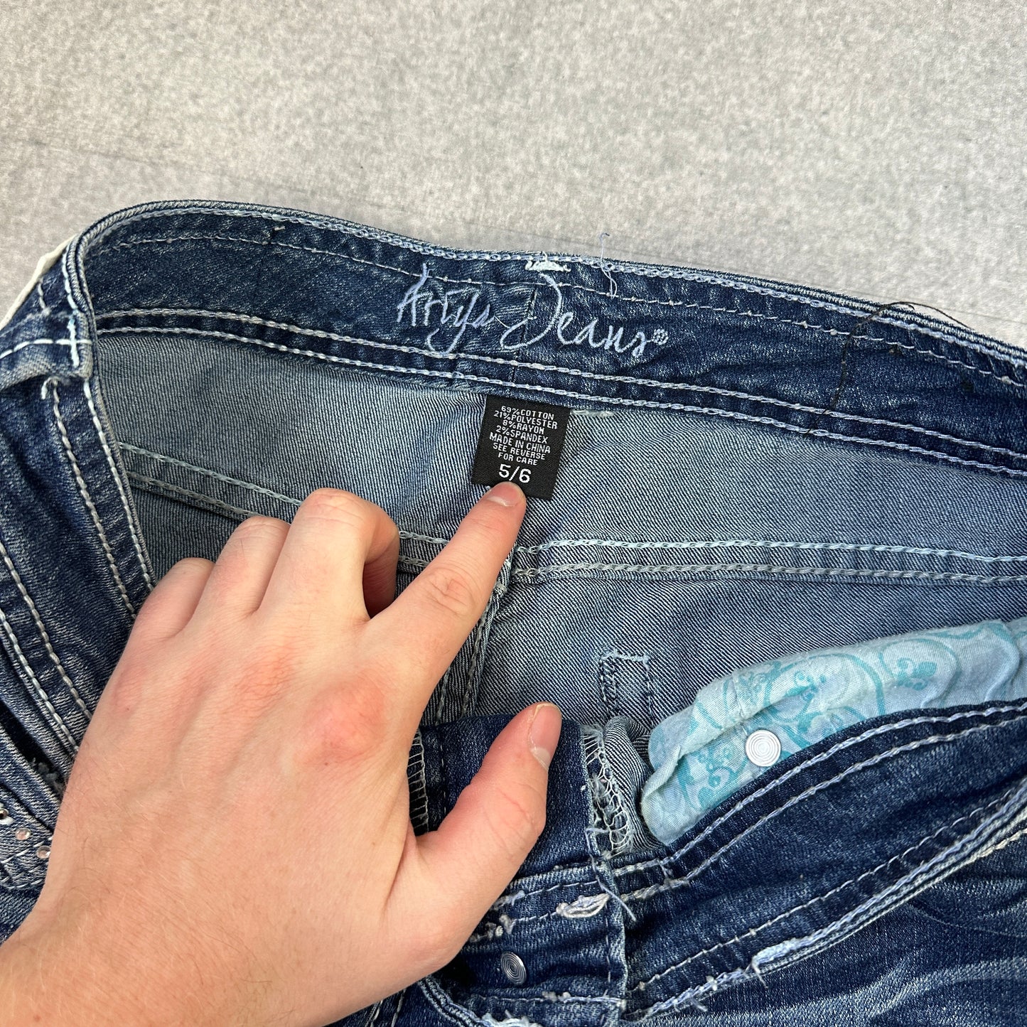 Y2K Ariya Jeans 5/6 (XS-S)