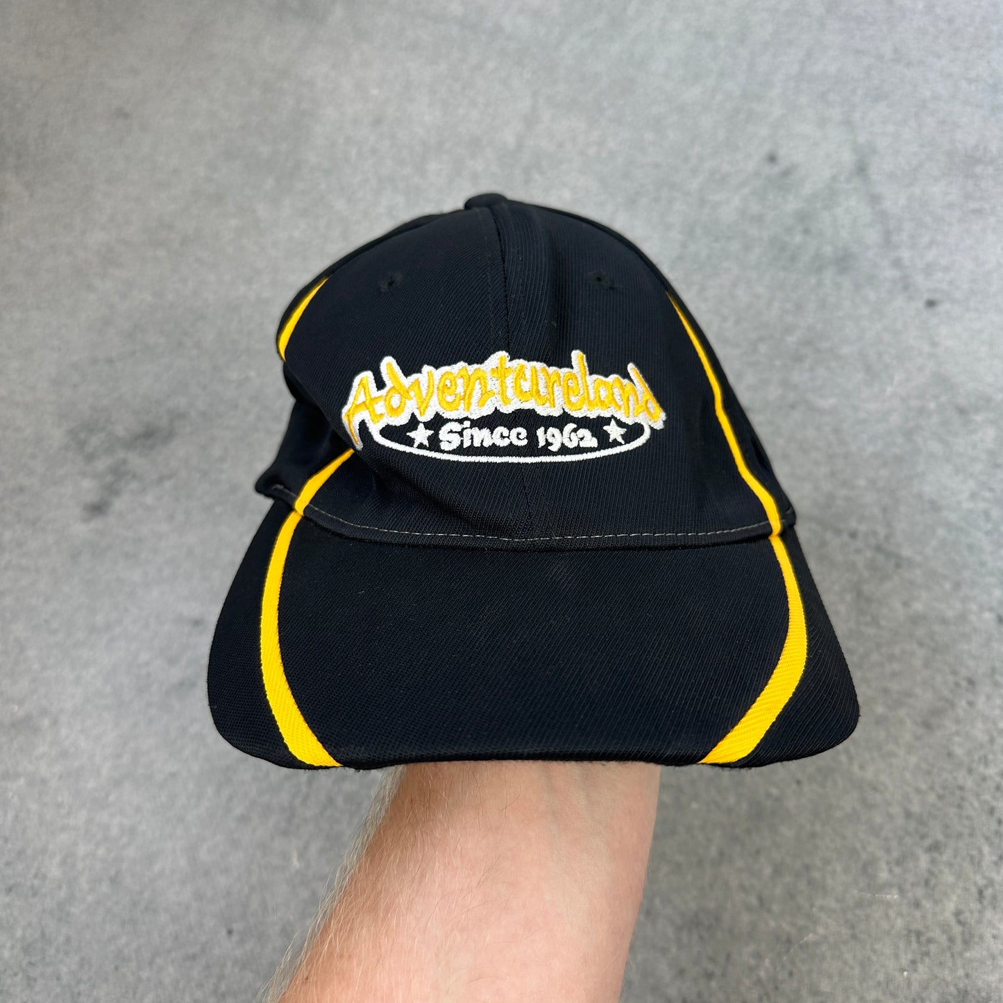 Vintage Adventureland Cap Schwarz/Gelb (S/M)