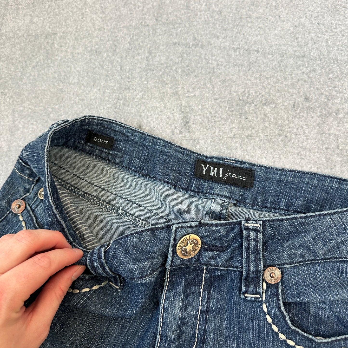 Y2K YMI Boot Jeans 7 (M)