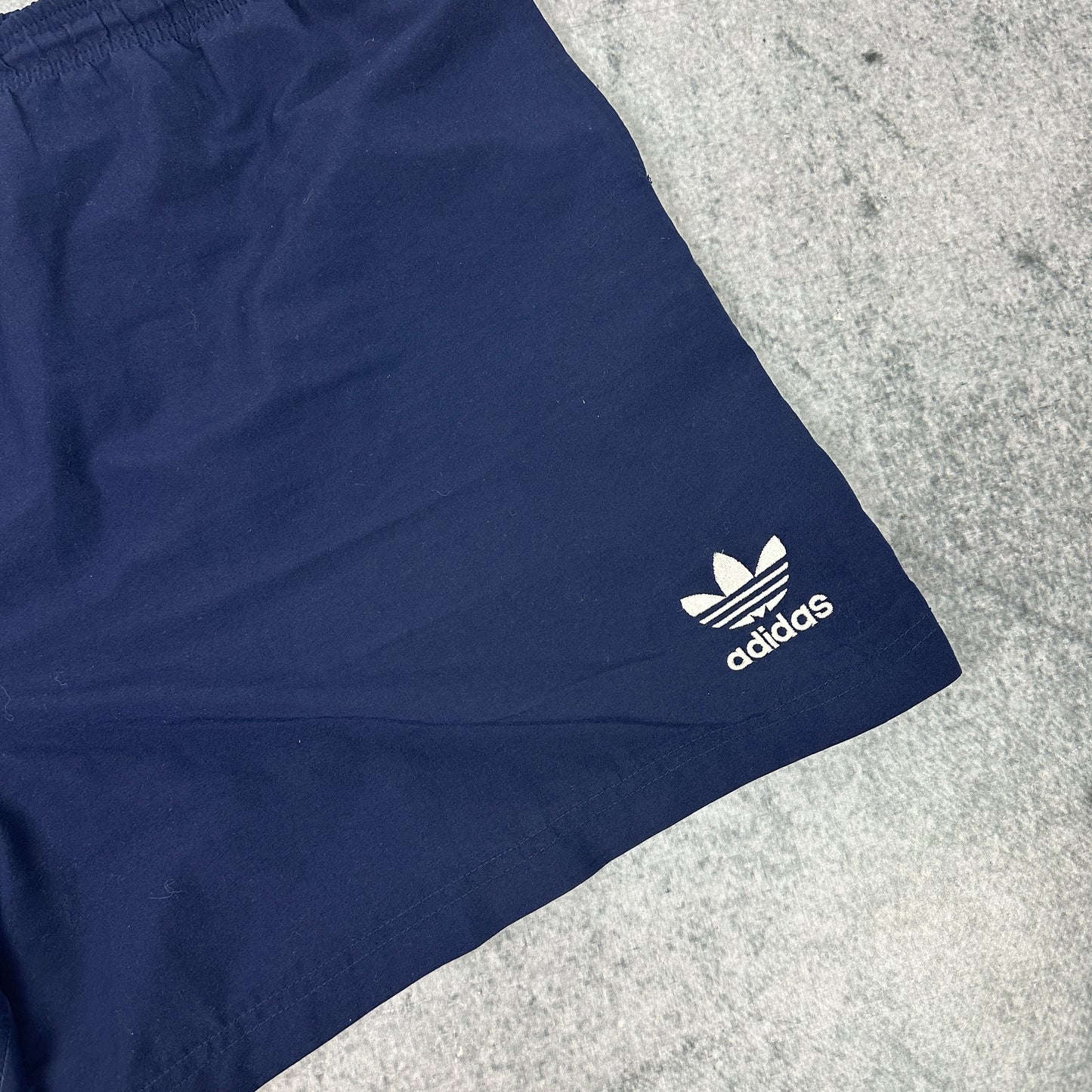 Vintage Adidas 90er Jahre Shorts Marineblau (XL)