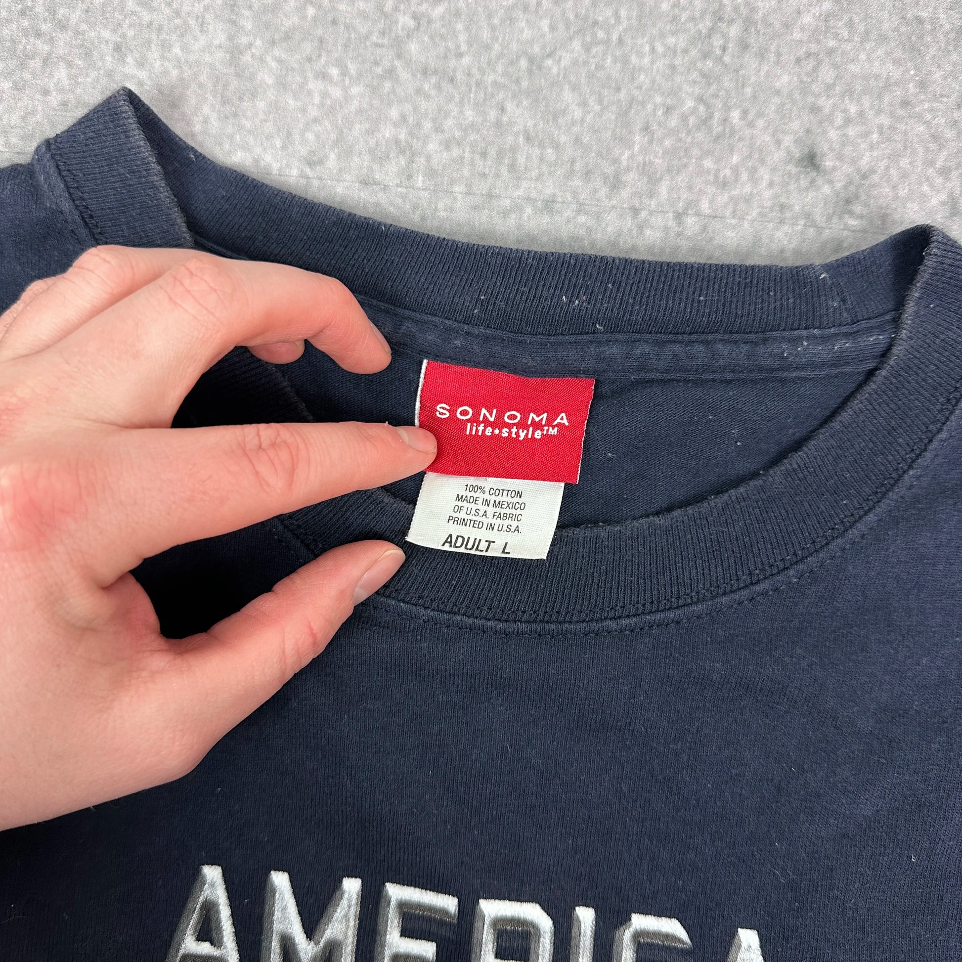 Vintage Sonoma Life+style America / USA Patriotic Graphic T-Shirt Marineblau (L)