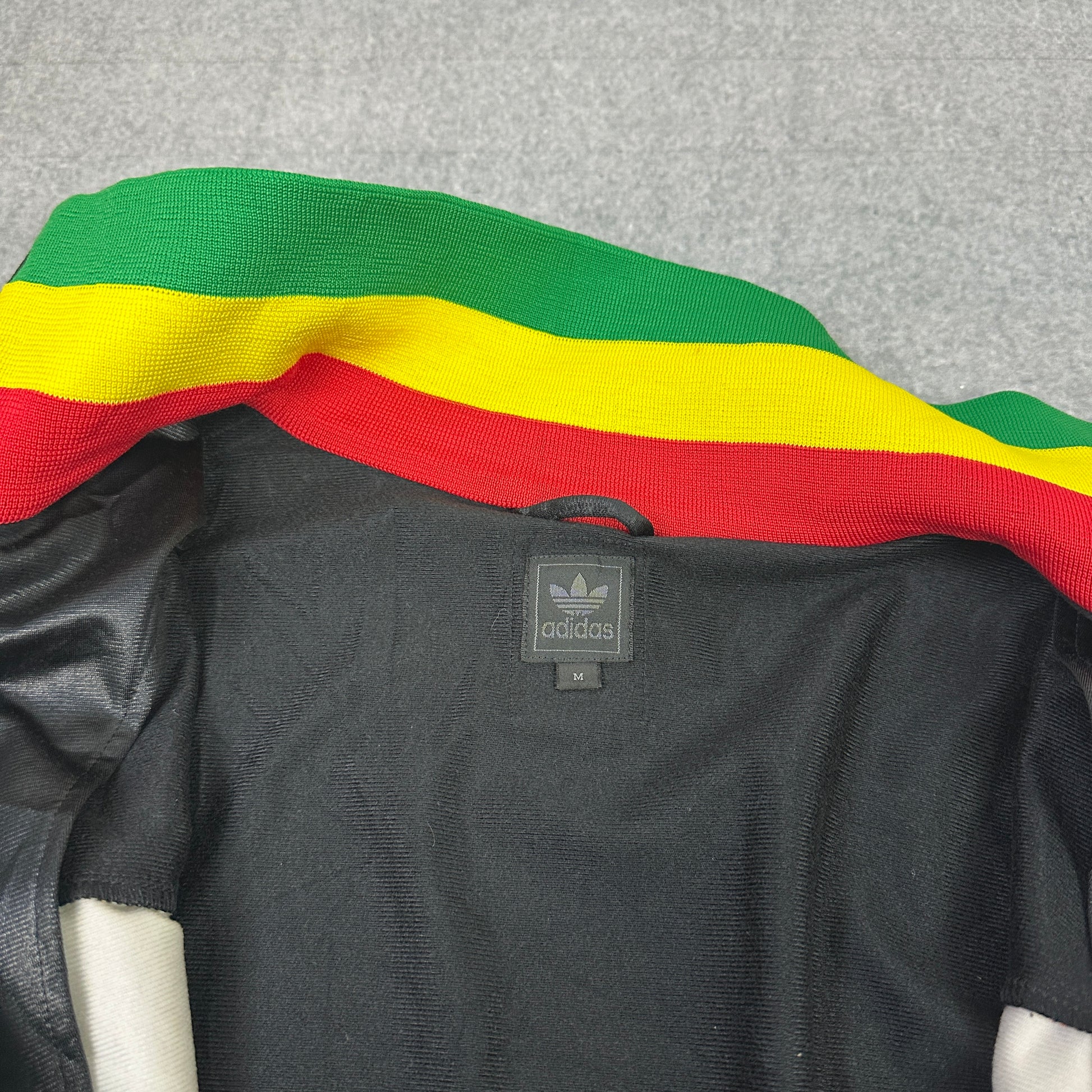 Adidas Chile 62 Trainingsjacke Schwarz (M)