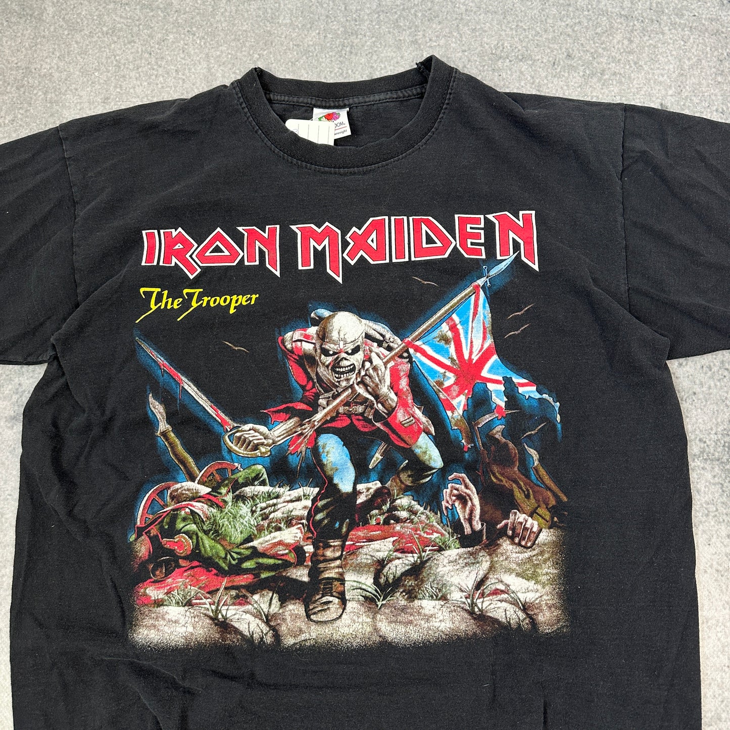Fruit Of The Loom Iron Maiden – The Trooper T-Shirt Schwarz (M)