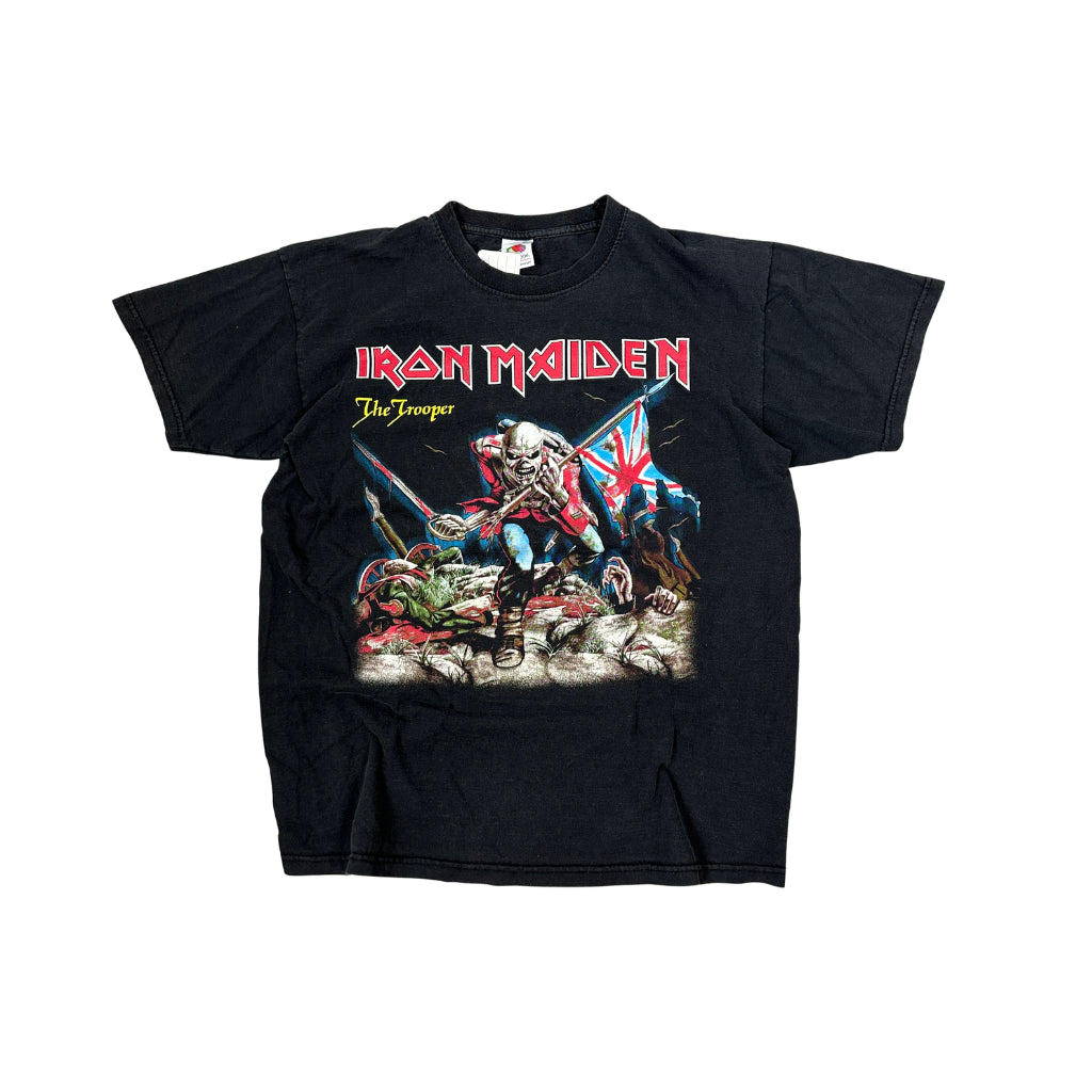 Fruit Of The Loom Iron Maiden – The Trooper T-Shirt Schwarz (M)