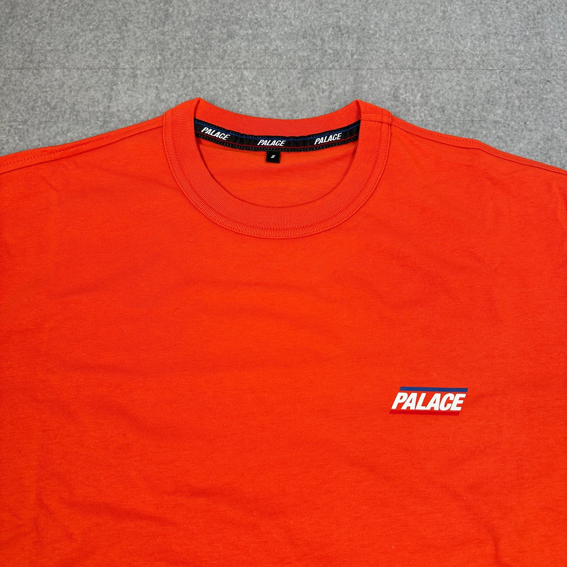 Palace T-Shirt Orange (S)