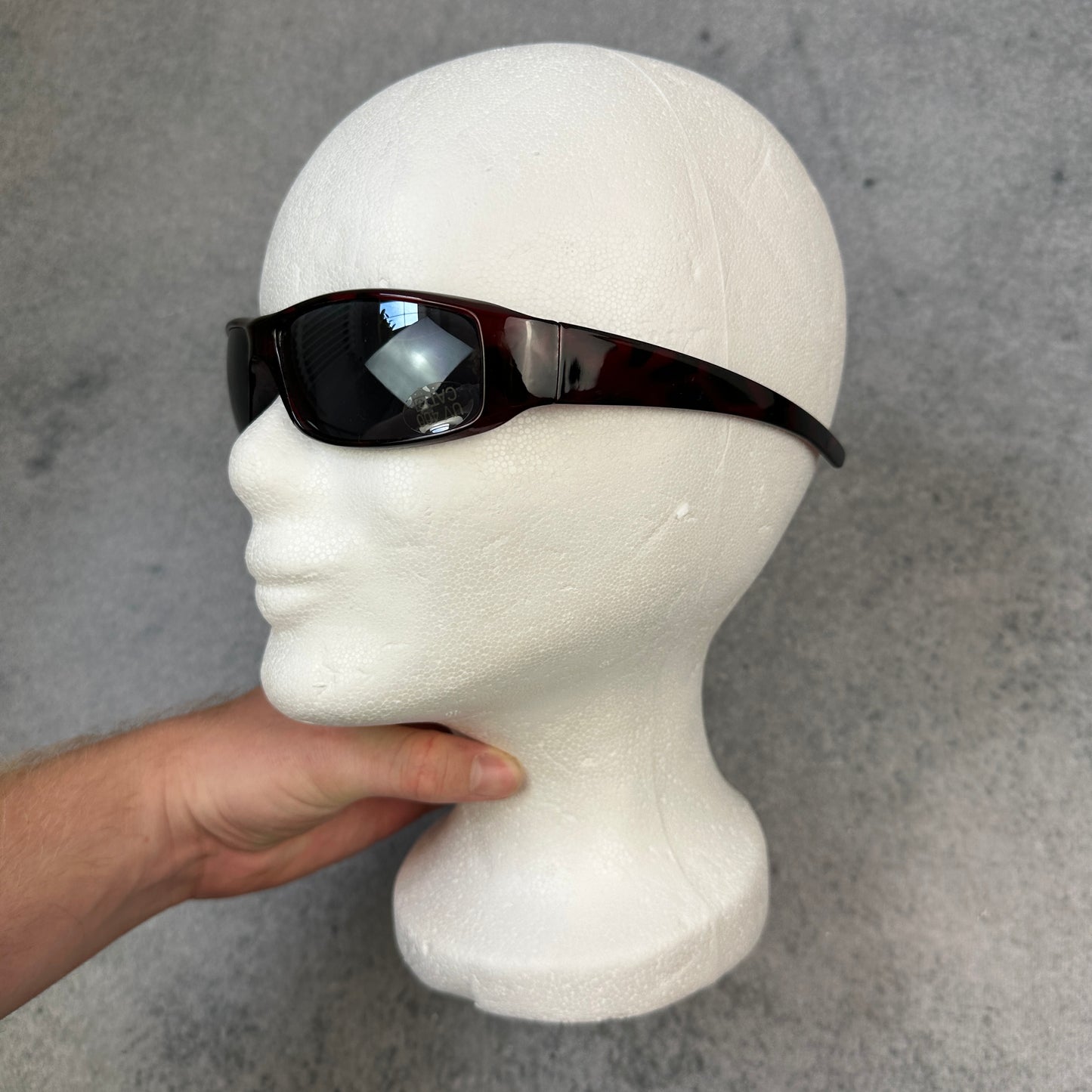 Sonnenbrille Rot/Schwarz