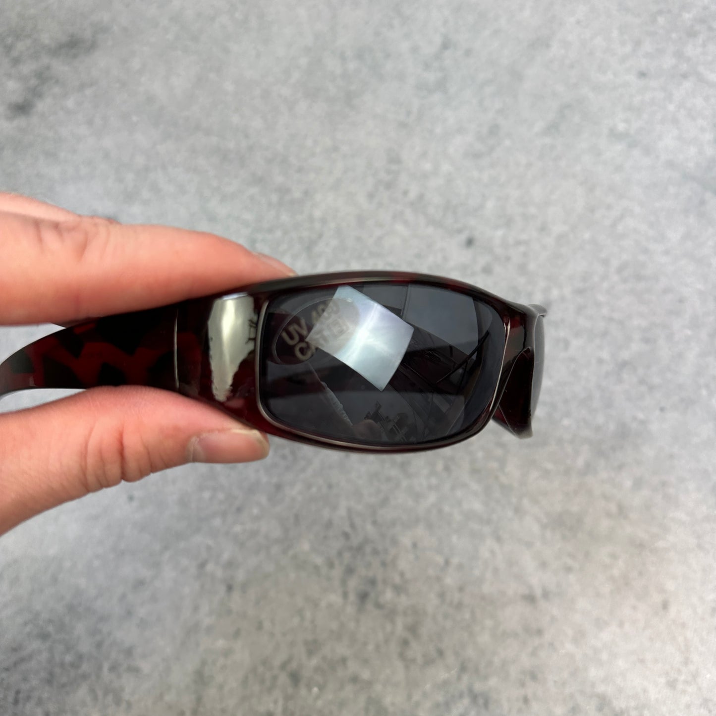 Sonnenbrille Rot/Schwarz