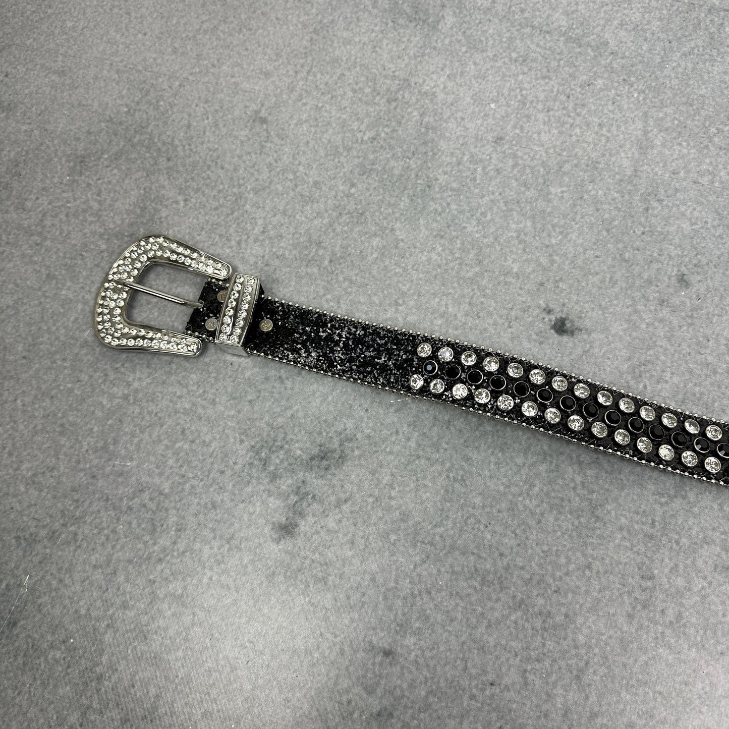 Y2K Style Gürtel mit Strasssteinen Schwarz
