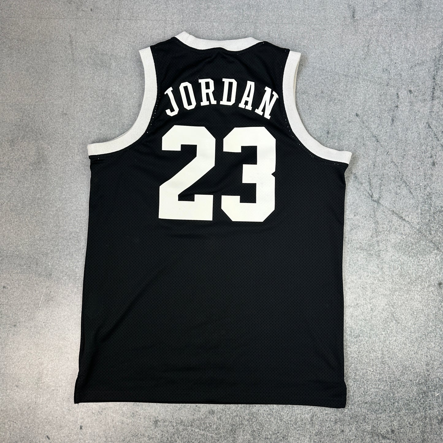 Jordan Basketballtrikot Schwarz (M)