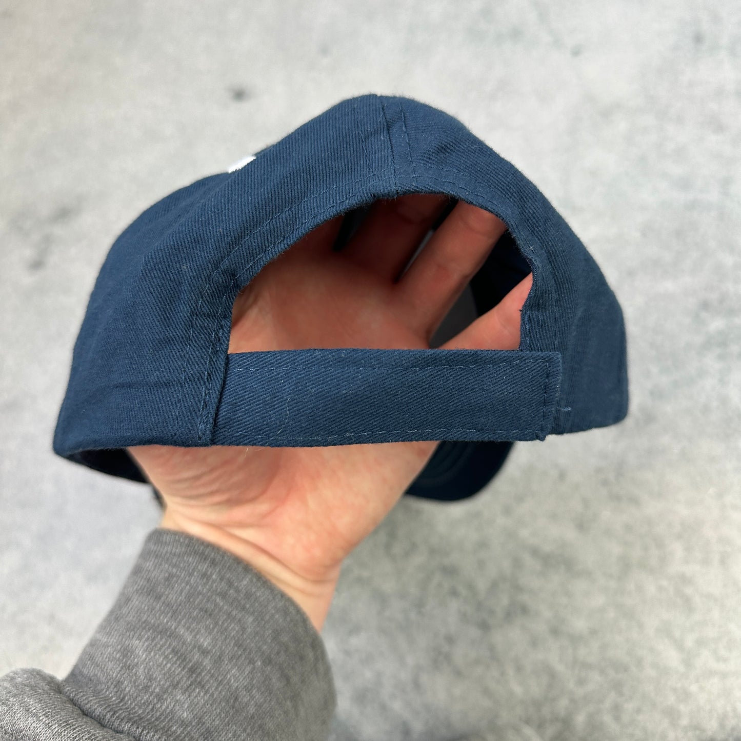 Cerveza Modelo Cap Dunkelblau