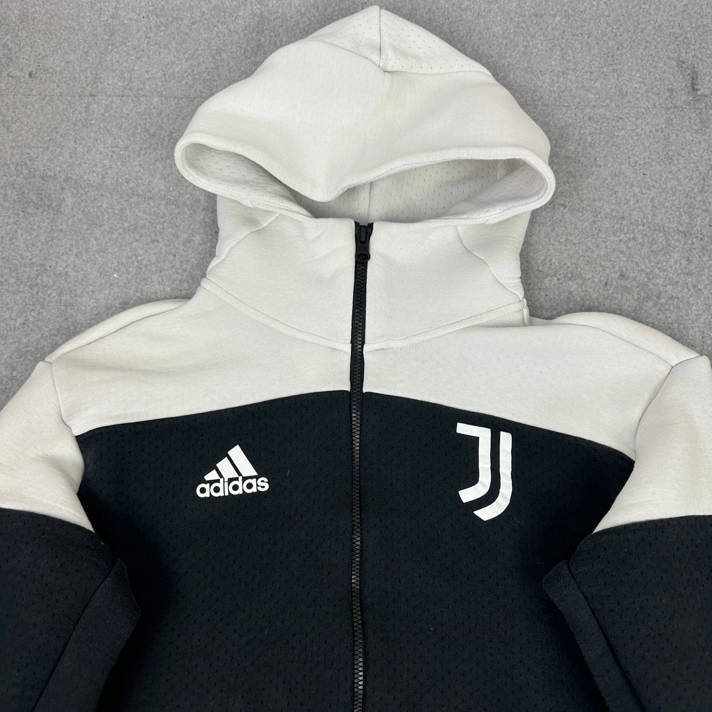 Adidas Juventus Turin Anthem Fleece Jacke Sample (M)