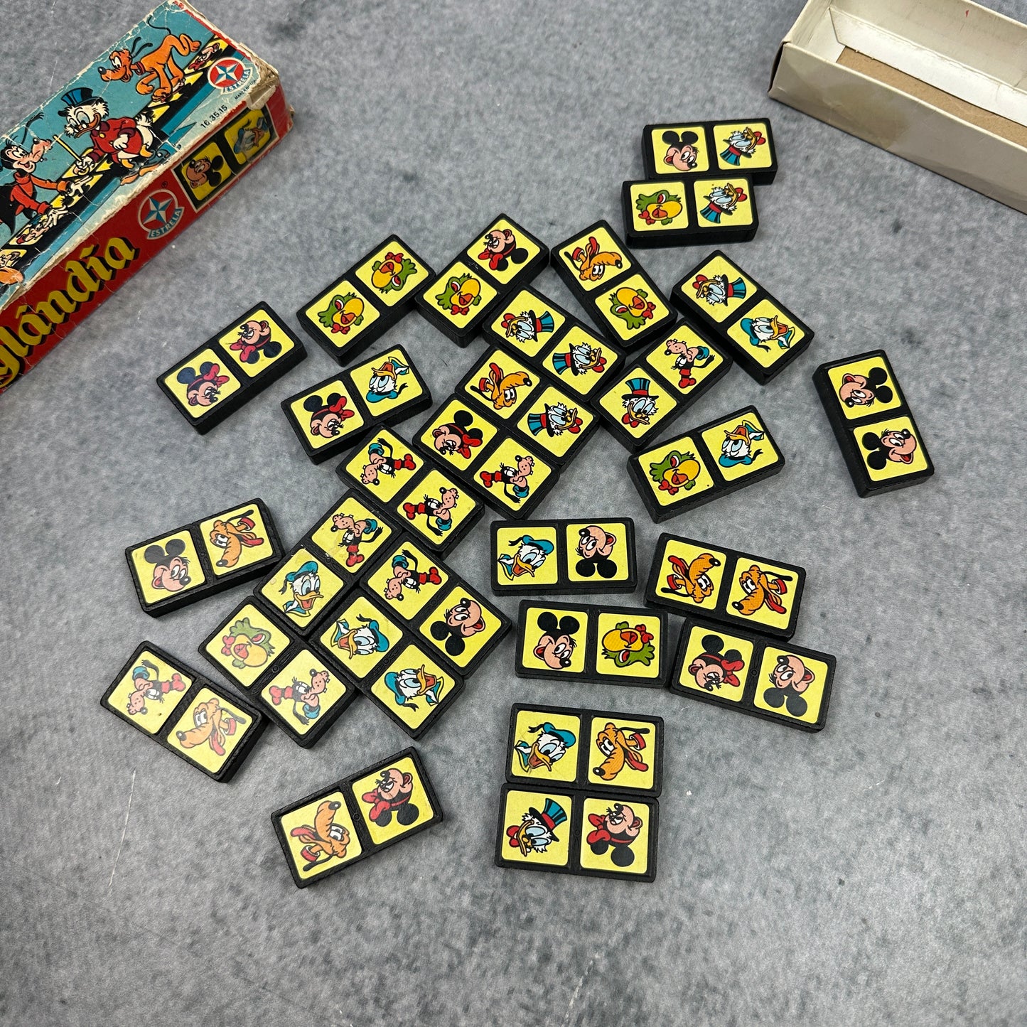 Domino Disneylandia 1968