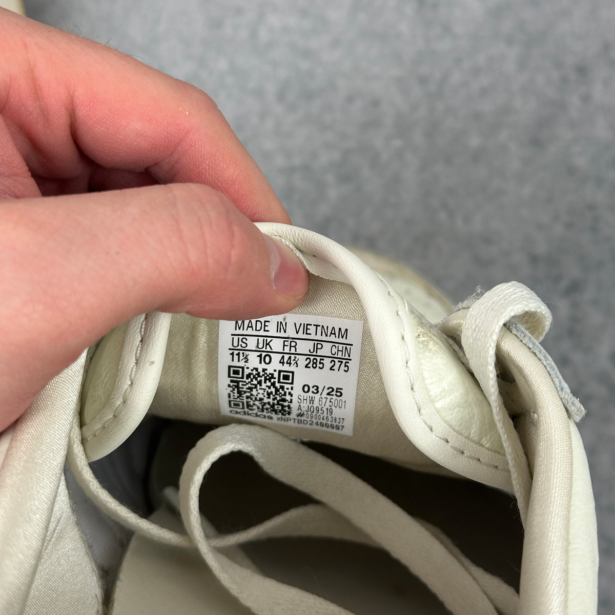 adidas Japan W Off White / Preloved Ink FR44 2/3 Sneaker