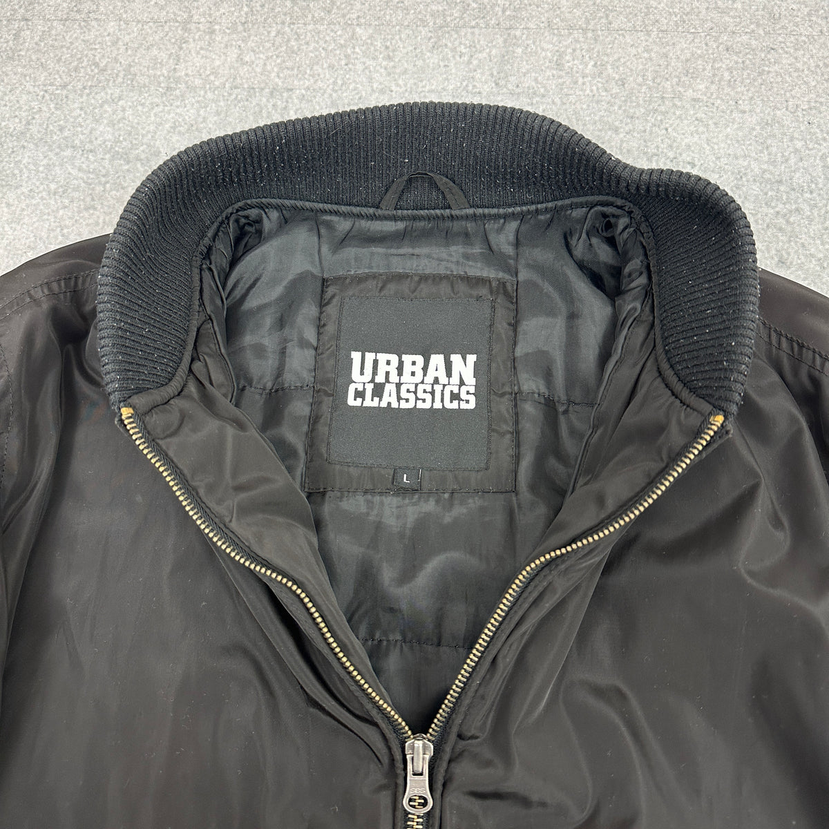 Urban Classics Bomberjacke Schwarz (L)