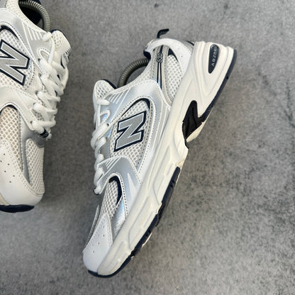 New Balance 530 White / Silver / Navy EU38 Sneaker