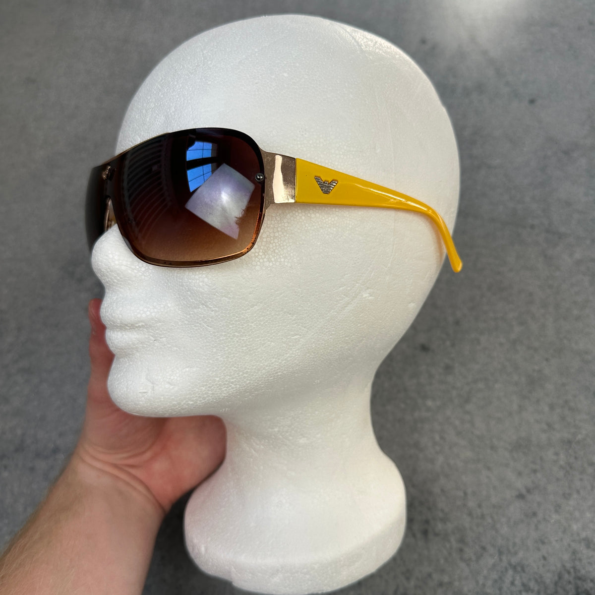 Vintage Emporio Armani Shield Sonnenbrille | Yellow / Brown | Y2K 2000s