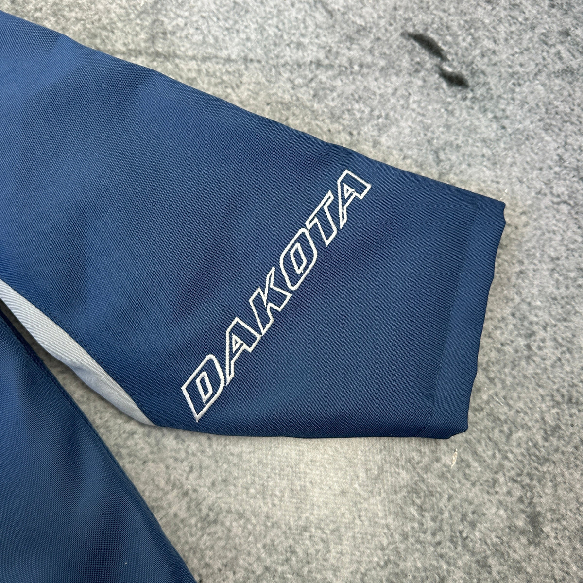 Vintage Dakota Sport NYC Racing Jacke | Y2K | Blue / White (M)