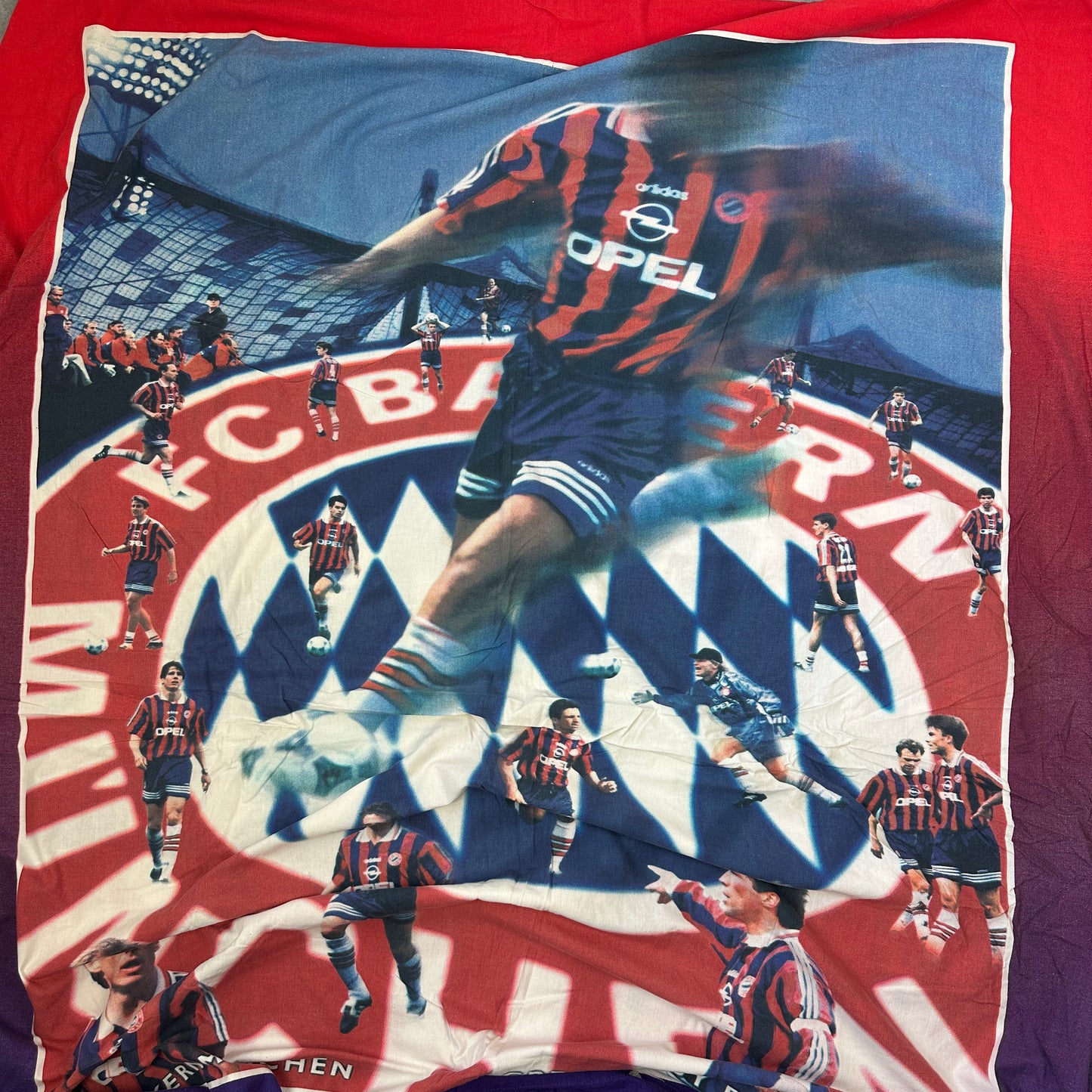 Vintage FC Bayern München Bettbezug 1996/1997 created by Dominik Wein