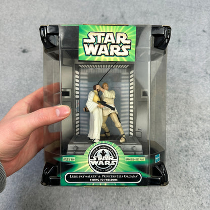 Star Wars Silver Anniversary 2002 – Luke Skywalker & Princess Leia „Swing to Freedom“ Hasbro