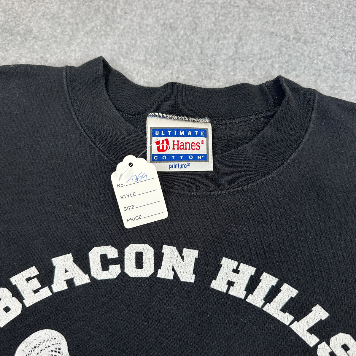 Beacon Hills Lacrosse Sweater Hanes (M)