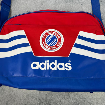 Vintage 80er FC Bayern München Adidas Fan-Set – Tasche + Handtuch + Kulturtasche