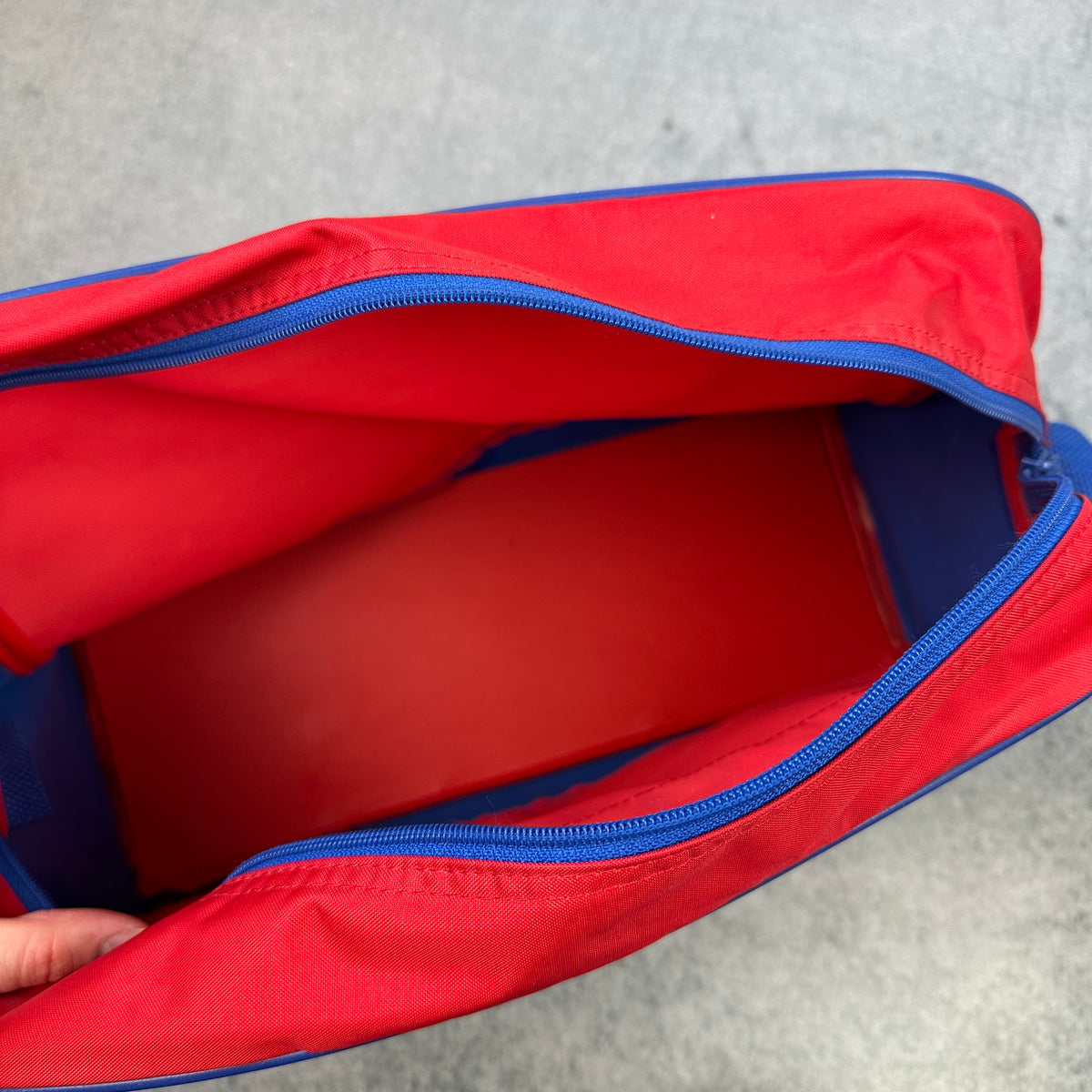 Vintage 80er FC Bayern München Adidas Fan-Set – Tasche + Handtuch + Kulturtasche