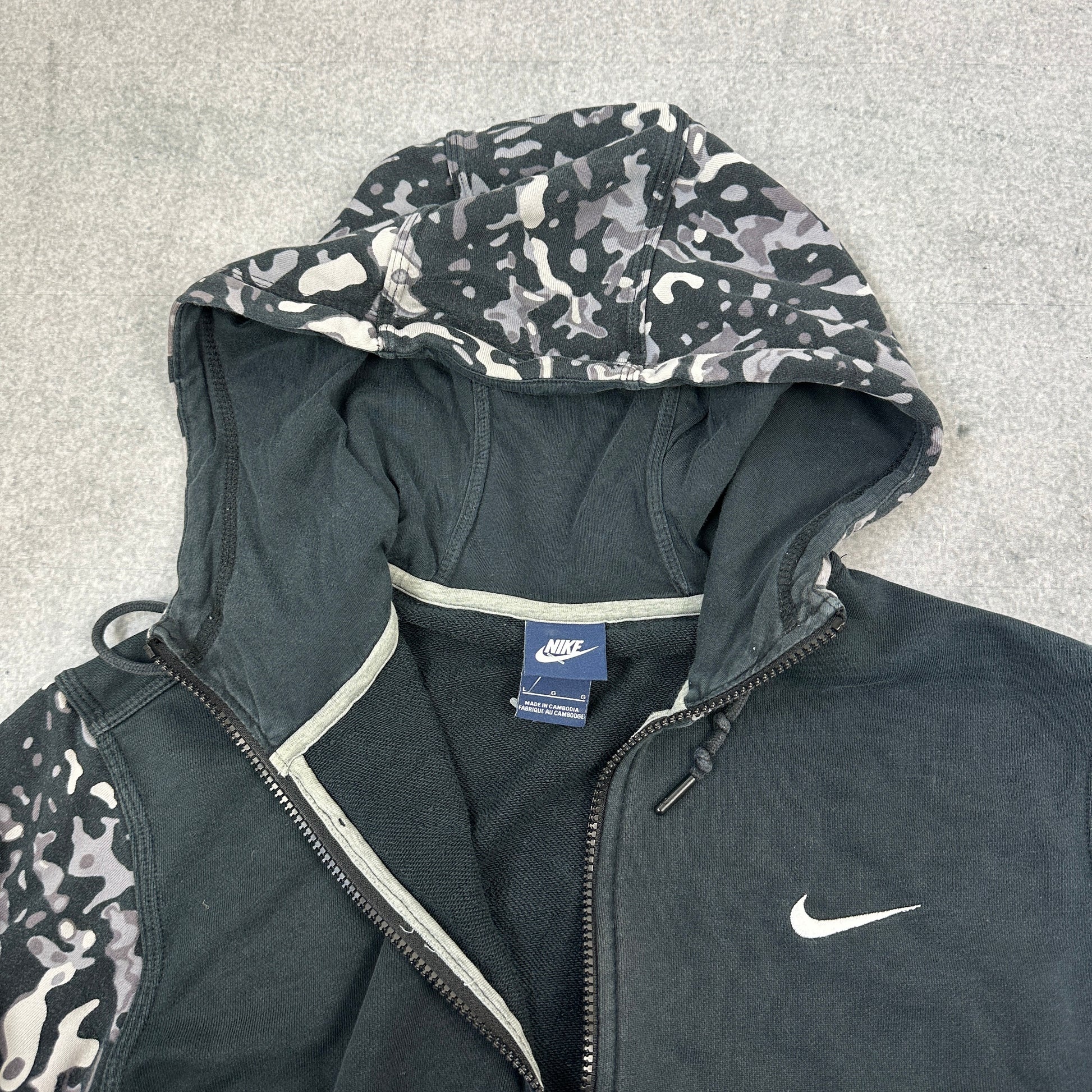 Nike Zip-Jacke Schwarz (L)
