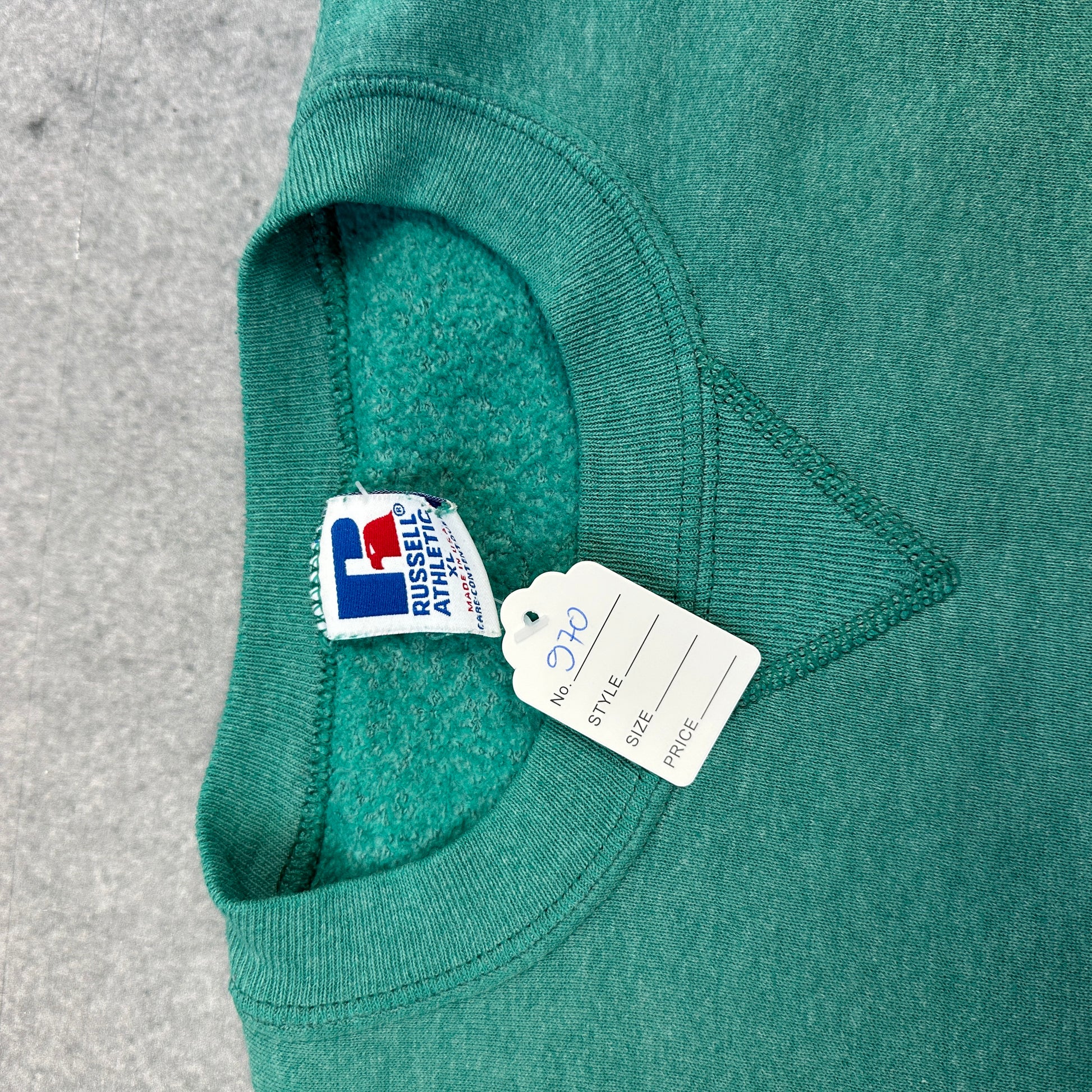 Vintage 90er Russell Athletic Pröduce Sweater Grün (XL)