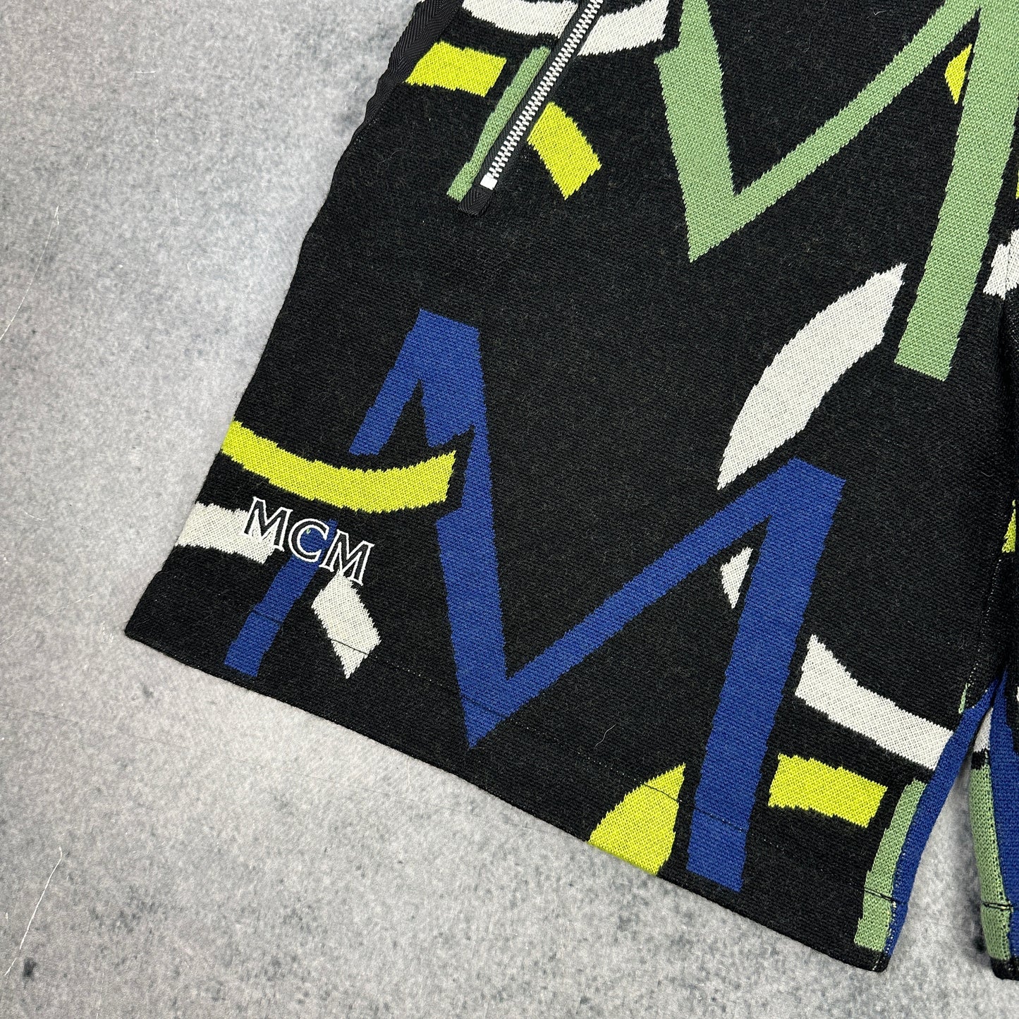 MCM X Puma Shorts All Over Print Schwarz (L)