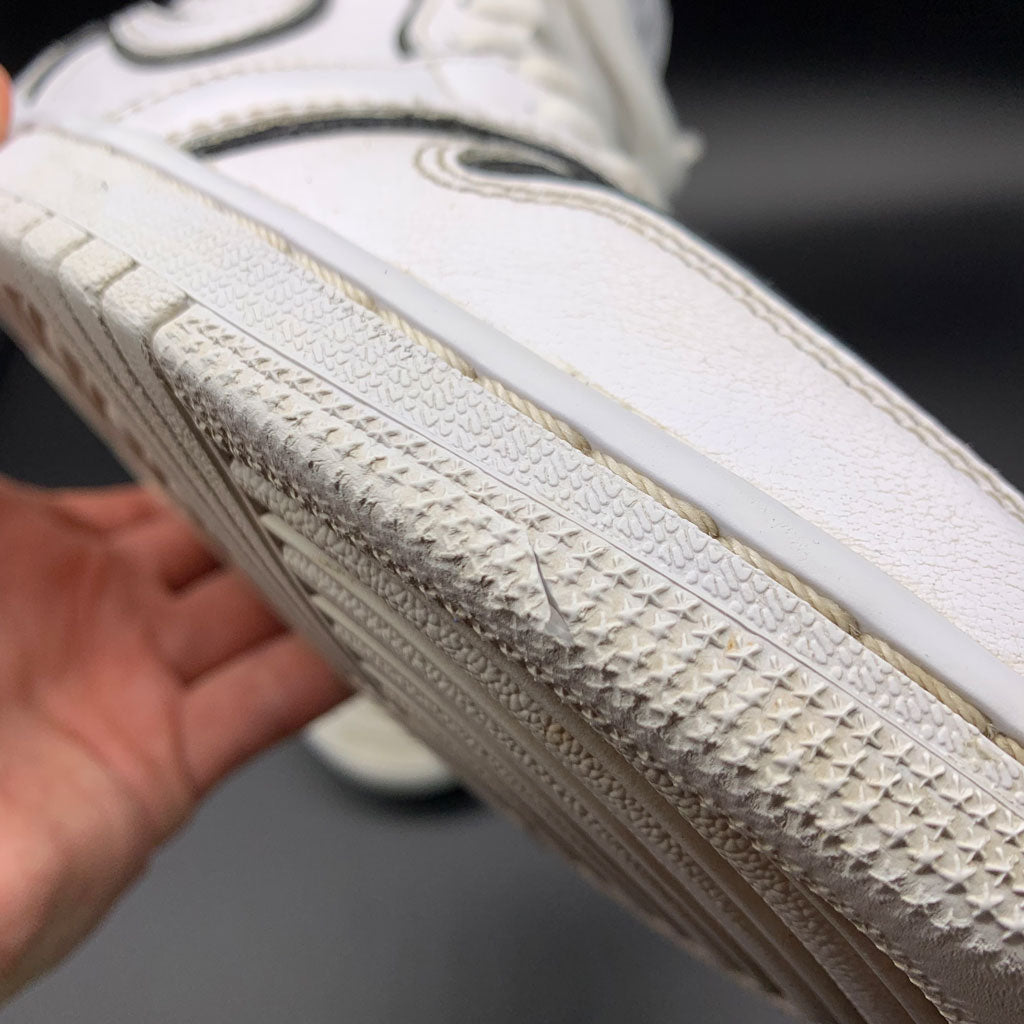 jordan 1 mid iridescent outline